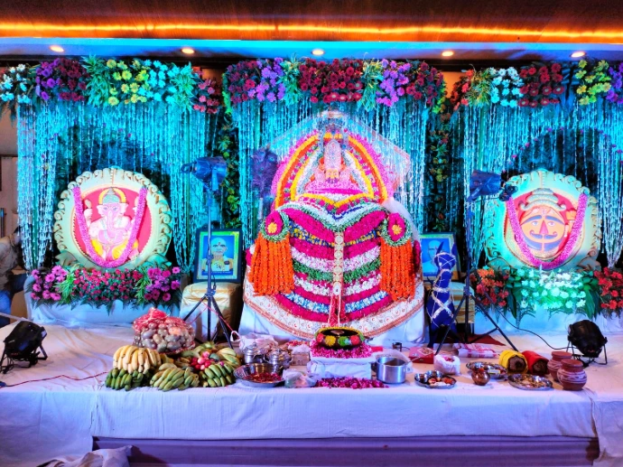 BEST DARBARS IN NCR